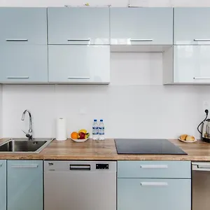 Apartments- Self Check-in 24h, Wifi Апартаменты
